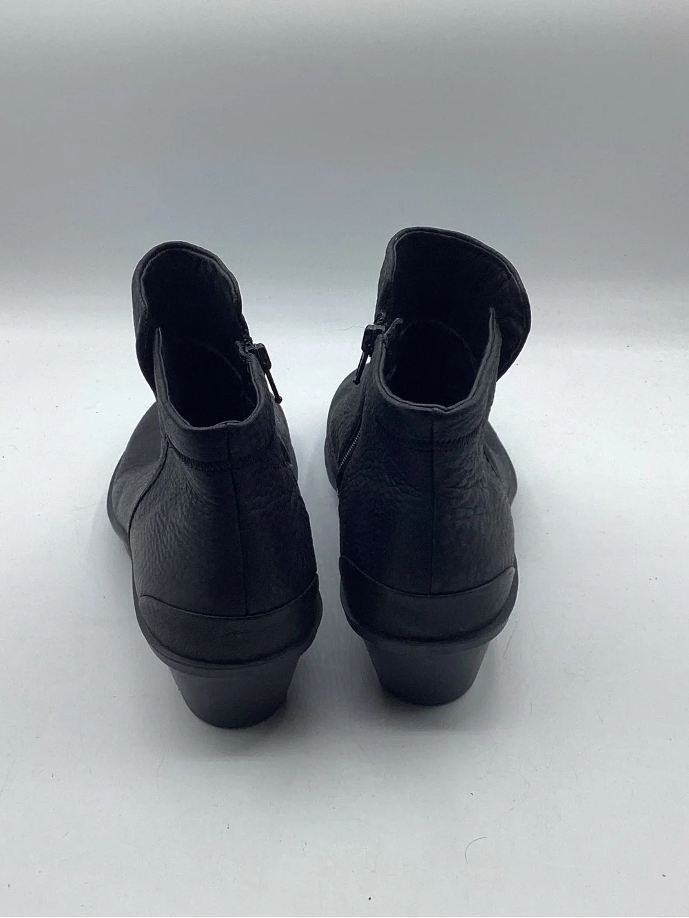 Ecco Black Women's Leather Ankle Booties Size 11